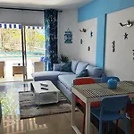 Lägenhet Blue Bay Paradise - Front With Sea View *