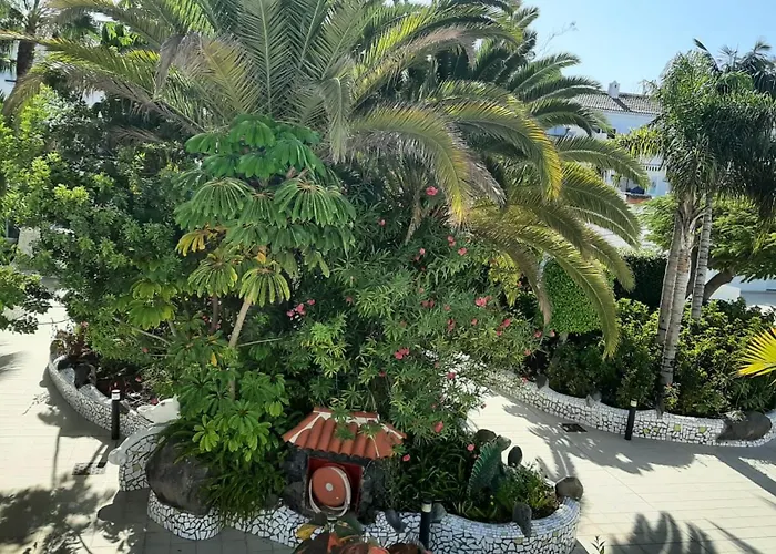 Blue Bay Paradise - Front With Sea View *