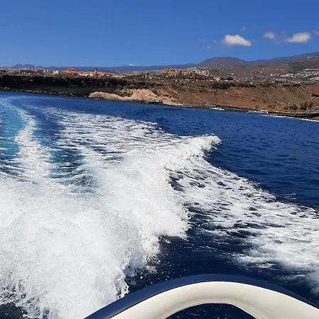 Blue Bay Paradise - Front With Sea View Lägenhet *