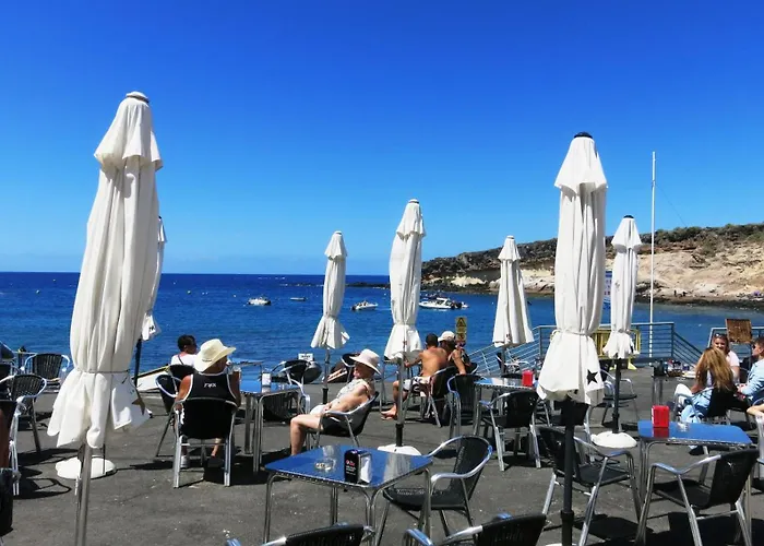 Blue Bay Paradise - Front With Sea View *