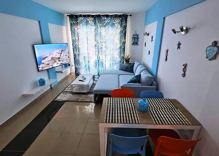 Blue Bay Paradise - Front With Sea View *