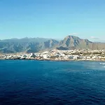 Blue Bay Paradise - Front With Sea View