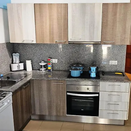 Blue Bay Paradise - Front With Sea View Апартаменты *