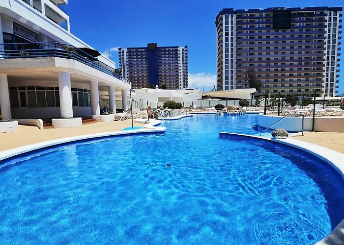 Blue Bay Paradise - Front With Sea View *