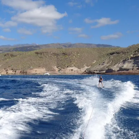Blue Bay Paradise - Front With Sea View